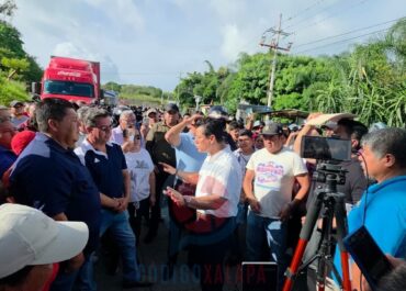 Tras casi 10 horas de bloqueo, liberan la carretera Las Trancas–Coatepec tras acuerdo con pobladores